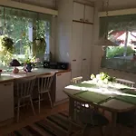 Huone Rauhallisessa Mummolassa *